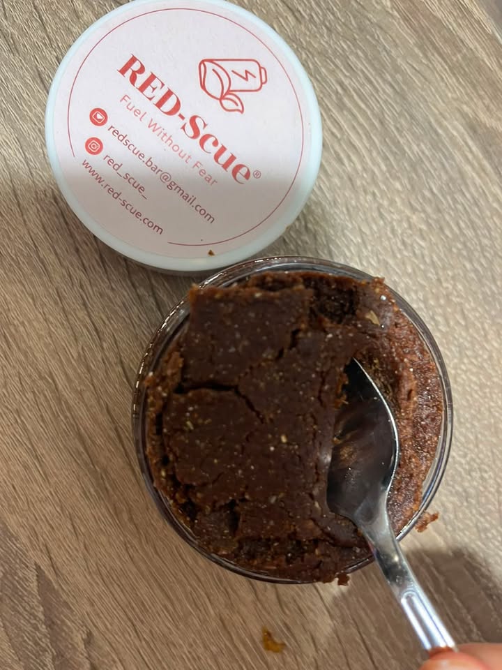 Chocolate  Breakfast Fuelling Jar  ·  Food-first morning fuel · Carbohydrate-rich · Protein · Plant-based · Vegan · Dairy-free